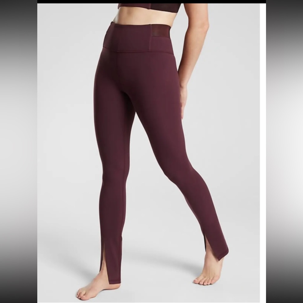 Athleta Burgundy Aura Split Pant Size Large
